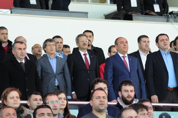Mersin'de grev dalm yapld!